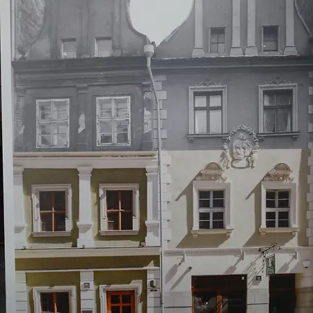 Rosemary's Private Ensuite In Old Town Hostel Poznań