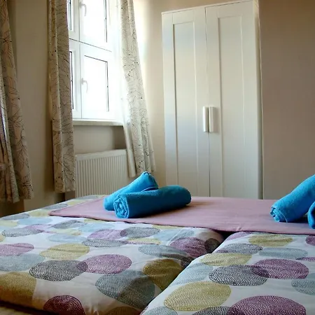 Rosemary's Private Ensuite In Old Town Poznań