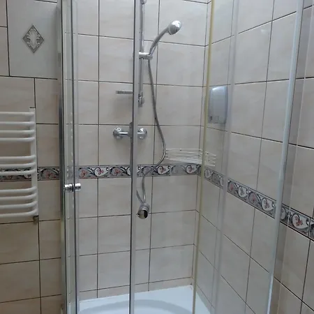 Rosemary's Private Ensuite In Old Town *