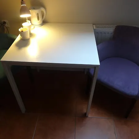 Rosemary's Private Ensuite In Old Town Hostel *