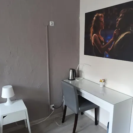 Rosemary's Private Ensuite In Old Town