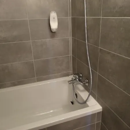 Rosemary's Private Ensuite In Old Town Hostel Poznań
