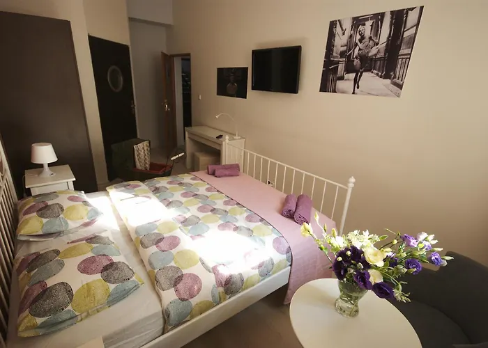 Rosemary's Private Ensuite In Old Town Познань