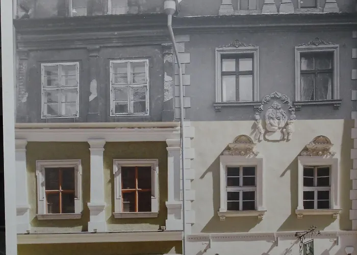 Rosemary's Private Ensuite In Old Town Хостел Познань