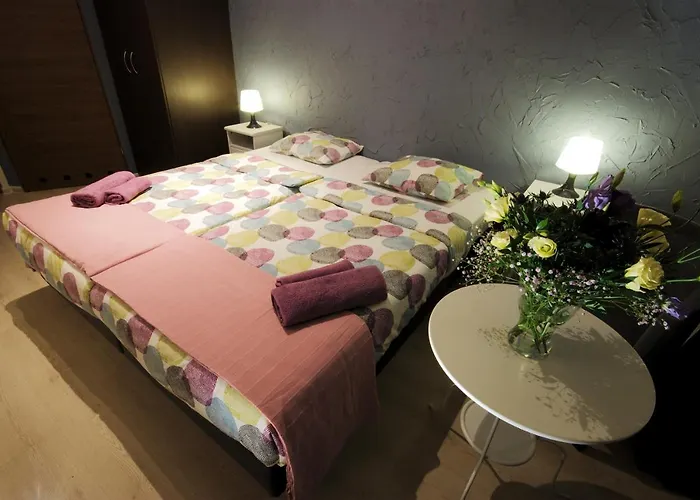 Rosemary's Private Ensuite In Old Town