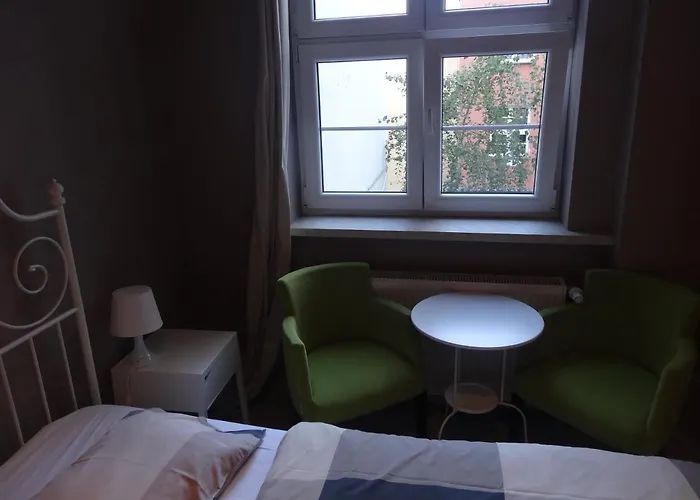 Rosemary's Private Ensuite In Old Town Познань