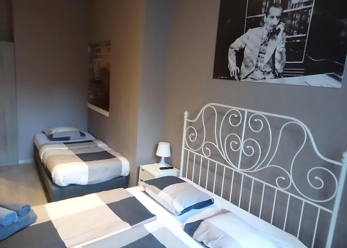 Rosemary's Private Ensuite In Old Town Хостел