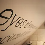 Hostal Rosemary's Private Ensuite In Old Town *