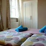 Rosemary's Private Ensuite In Old Town Poznan