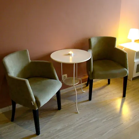 Rosemary's Private Ensuite In Old Town Hostel *