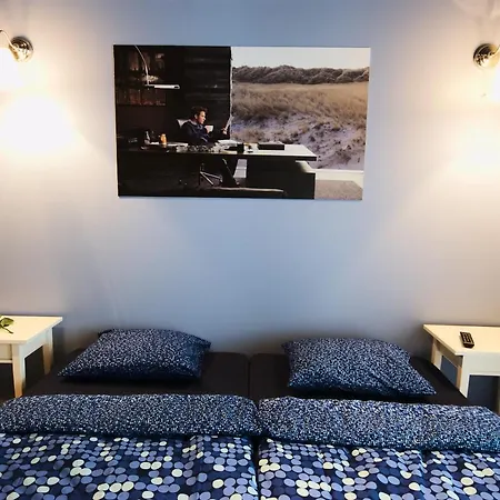 Rosemary's Private Ensuite In Old Town Hostel *