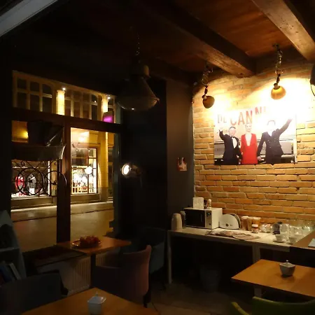 Rosemary's Private Ensuite In Old Town Poznań