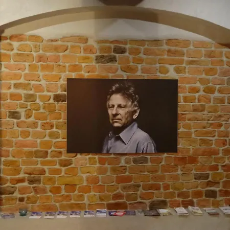 Rosemary's Private Ensuite In Old Town Hostel