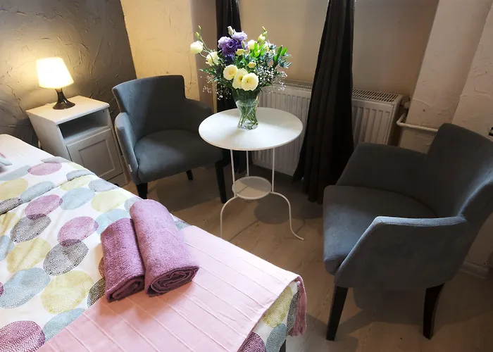 Rosemary's Private Ensuite In Old Town Vandrarhem