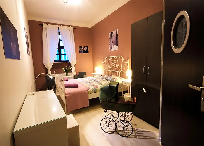 Rosemary's Private Ensuite In Old Town Vandrarhem Poznań