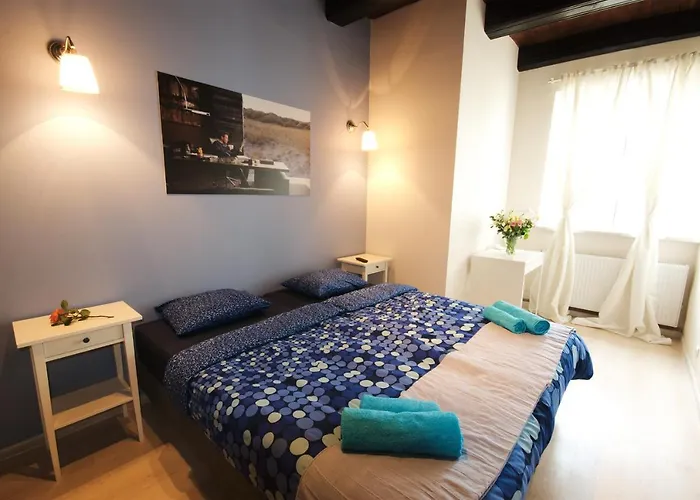 Rosemary's Private Ensuite In Old Town ポズナン